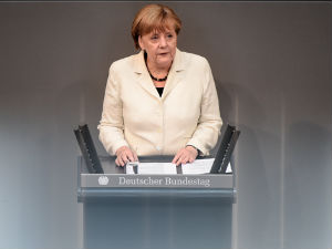 Меркел: Лондон да покрене Брегзит чим изабере премијера