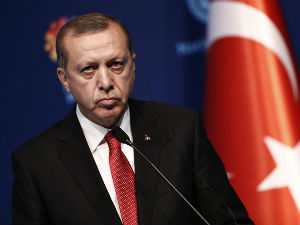 Ердоган: Ванредно стање у Турској, следи чишћење војске од "вируса"