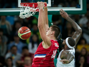 Мала школа кошарке, Србија против Америке