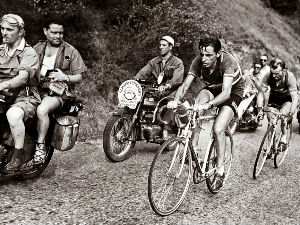 Дино Буцати и Giro d'Italia