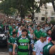 Хиљаде људи се окупиле испред катедрале и на стадиону у Шапеку