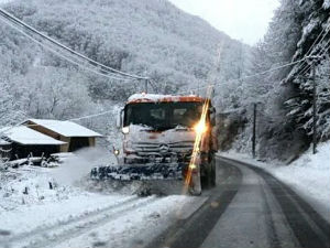 "Путеви Србије": Немојте на пут без преке потребе