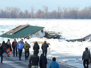 Зимовници сламка спаса за чамце и бродове у леденим данима