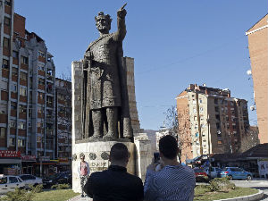 Како треба да изгледа унутрашњи дијалог о Космету