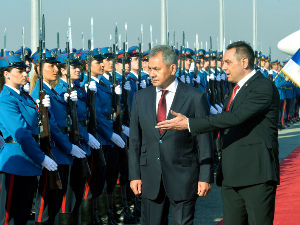 Вулин са Шојгуом: Србија и Русија брижљиво граде и чувају посебне односе