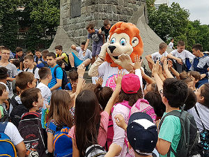 СИМ одржане у Краљеву: Подршка фудбалерима пред Костарику