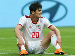 Азмун неће више да игра за Иран због критика