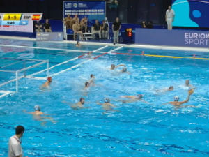 "Делфини" без петог злата у низу, Шпанија на петерце победила у четвртфиналу
