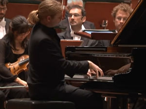 Пијаниста Денис Кожухин 22. фебруара на сцени „Коларца“