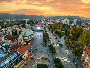 Јутарњи програм из три студија