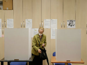 Данас се поново гласа на 234 бирачка места у Србији