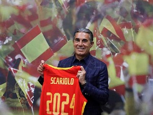 Скариоло остаје селектор Шпаније до 2024. године