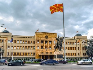 Северна Македонија прогласила кризно стање