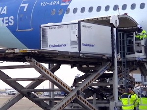 Милион доза кинеске вакцине "Синофарм" стигло у Србију