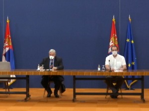 Кризни штаб: Постојеће мере остају на снази, вакцинација добро кренула