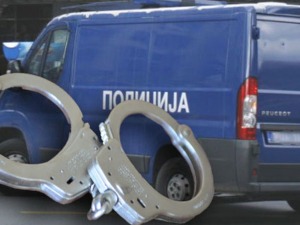 Ухапшено осам особа због сумње на прање новца и утају пореза