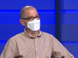 Он је дао прву вакцину против ковида у Србији – како му је било кад је вакцинисао премијерку