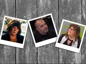 Глумци певају