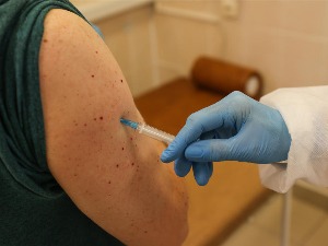 Кад се стварају антитела после вакцине и колико су она трајна