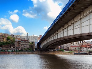 Још данас температура изнад просека, сутра се враћа зима