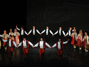 Коловођо ногом крени