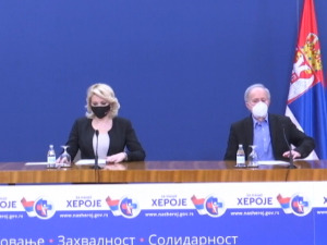 Пораст броја новозаражених због опуштања, вирус тражи нашу слабост, вакцина је контранапад