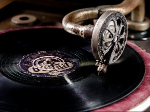 Винил - Богата сам имам свега - Ангелина Влајковић и Раша Раденковић