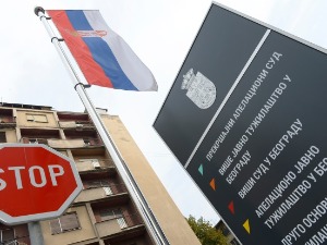 Шапчанка ослобођена оптужби за претње деци председника