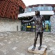 Грета Тунберг у природној величини „од 24.000 фунти“ у кампусу факултета – јавност подељена