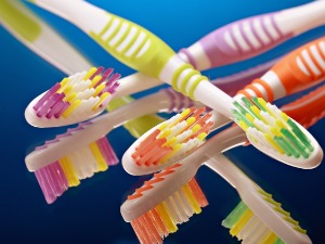 Колико често треба мењати четкицу за зубе