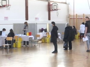 "Србија и Кина фамилија" – у Новом Пазару вакцинисани и кинески држављани