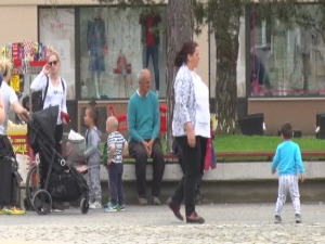 Пас који је ујео четворо деце лута Пожегом, полиција трага за  власником