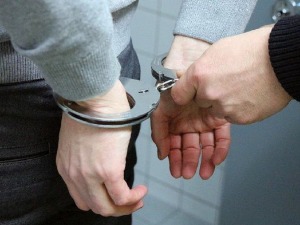 Ухапшени осумњичени чланови организоване криминалне групе, кријумчарили мигранте