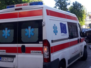 У удесу возила хитне помоћи у Барајеву повређене четири особе 