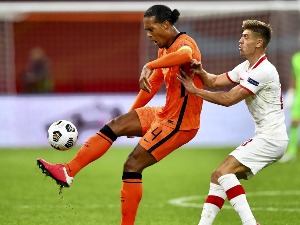 Холандија без Ван Дајка на Европском првенству