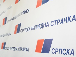 Општински одбори СНС-а са КиМ траже смену Стефановића
