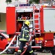 Пожар у стану у Земуну, једна особа евакуисана 