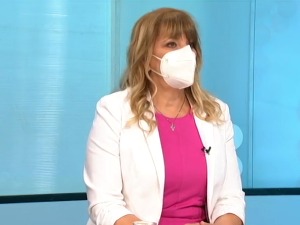 Директорка "Ватреног ока" упозорава: Грађани се са путовања враћају заражени, међу њима има и вакцинисаних