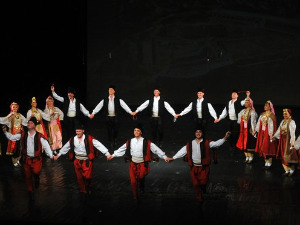 Коловођо ногом крени