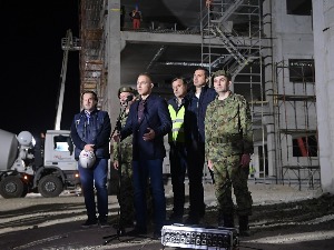 Стефановић: Ковид-болница у Новом Саду биће завршена пре рока