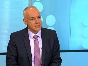 Радојичић: Улазимо у мирнији период, али важно је наставити кампању вакцинације