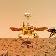 Кинески ровер Џуронг послао нове фотографије с Марса, међу њима  и селфи