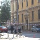 Пуцао у бившу супругу у центру Прокупља, па покушао да се убије