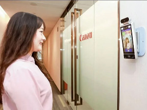 Кенон поставио камере које проверавају да ли су запослени срећни - да би им дозволио да раде