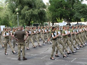 Марш у штиклама – Министарство одбране Украјине на мети критика