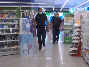 Има ли маски и дистанце – контролишу инспектори у Лесковцу