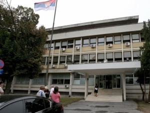Тужилаштво тражи притвор за возача који се терети да је на Карабурми ударио децу па побегао 