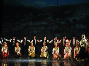 Коловођо ногом крени