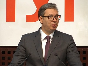 Вучић: Настојаћемо да пензије прате проценат раста плата