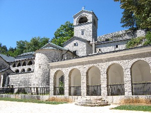 Митрополија: Устоличење Јоаникија у Цетињском манастиру 5. септембра, без свенародног сабора